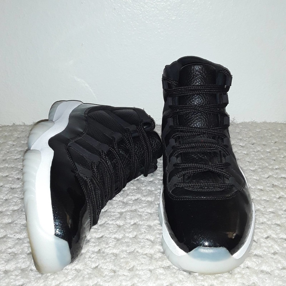 Air Jordan 11 '72-10' men size 12